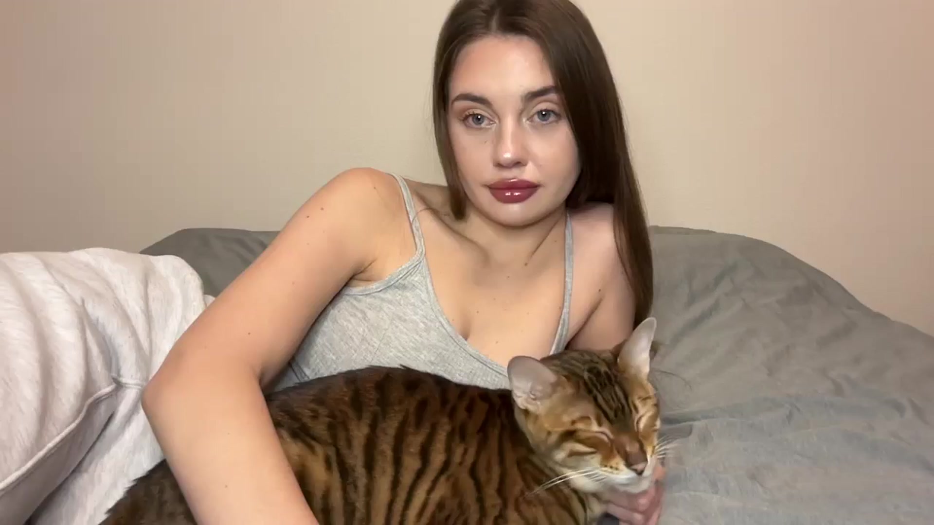 Gallery image thumbnail from Snake_lady's myfreecams stream on, 01/03/2026, 17:45 image 1 of 20