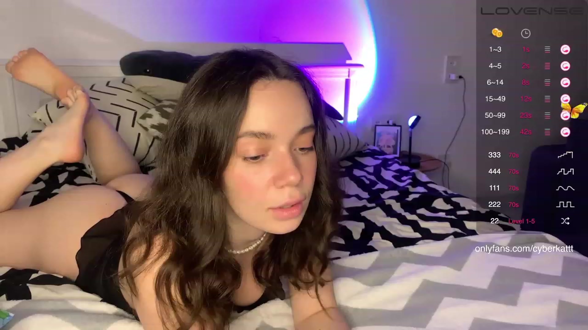 Gallery image thumbnail from SnarkyKatt's myfreecams stream on, 02/12/2023, 20:31 image 12 of 20