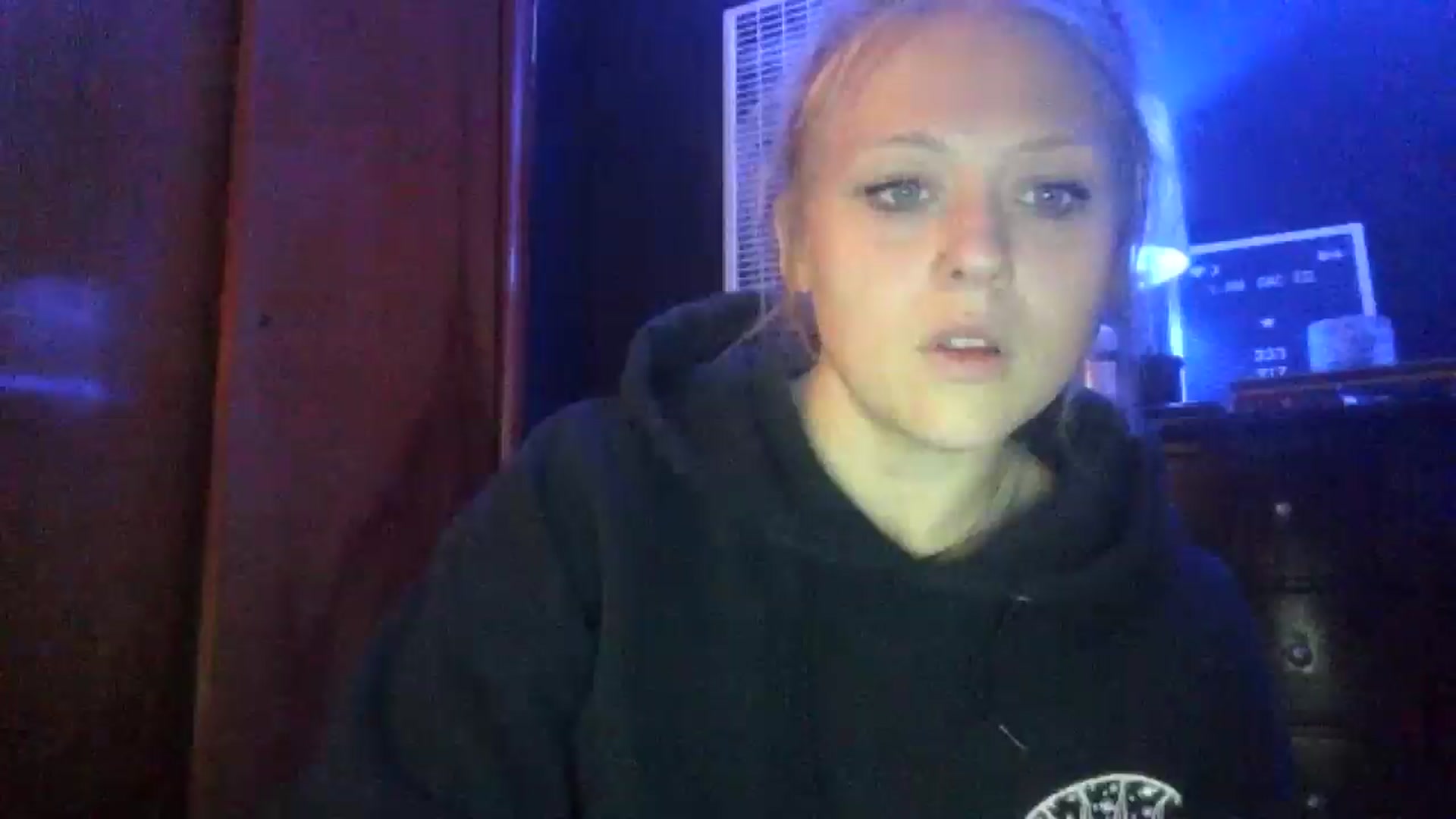 Gallery image thumbnail from SneakyAlice's myfreecams stream on, 10/29/2024, 20:51 image 2 of 20