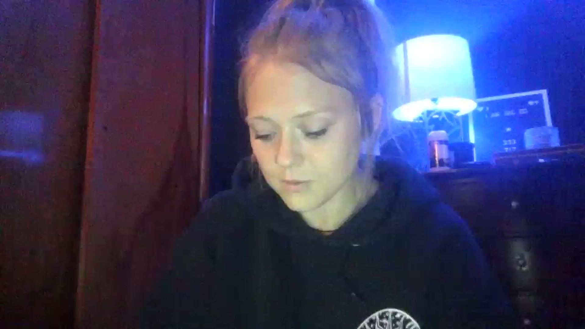 Gallery image thumbnail from SneakyAlice's myfreecams stream on, 10/29/2024, 20:51 image 8 of 20
