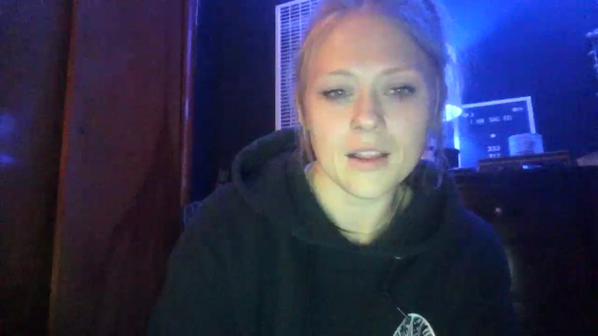 Gallery image thumbnail from SneakyAlice's myfreecams stream on, 10/29/2024, 20:51 image 17 of 20