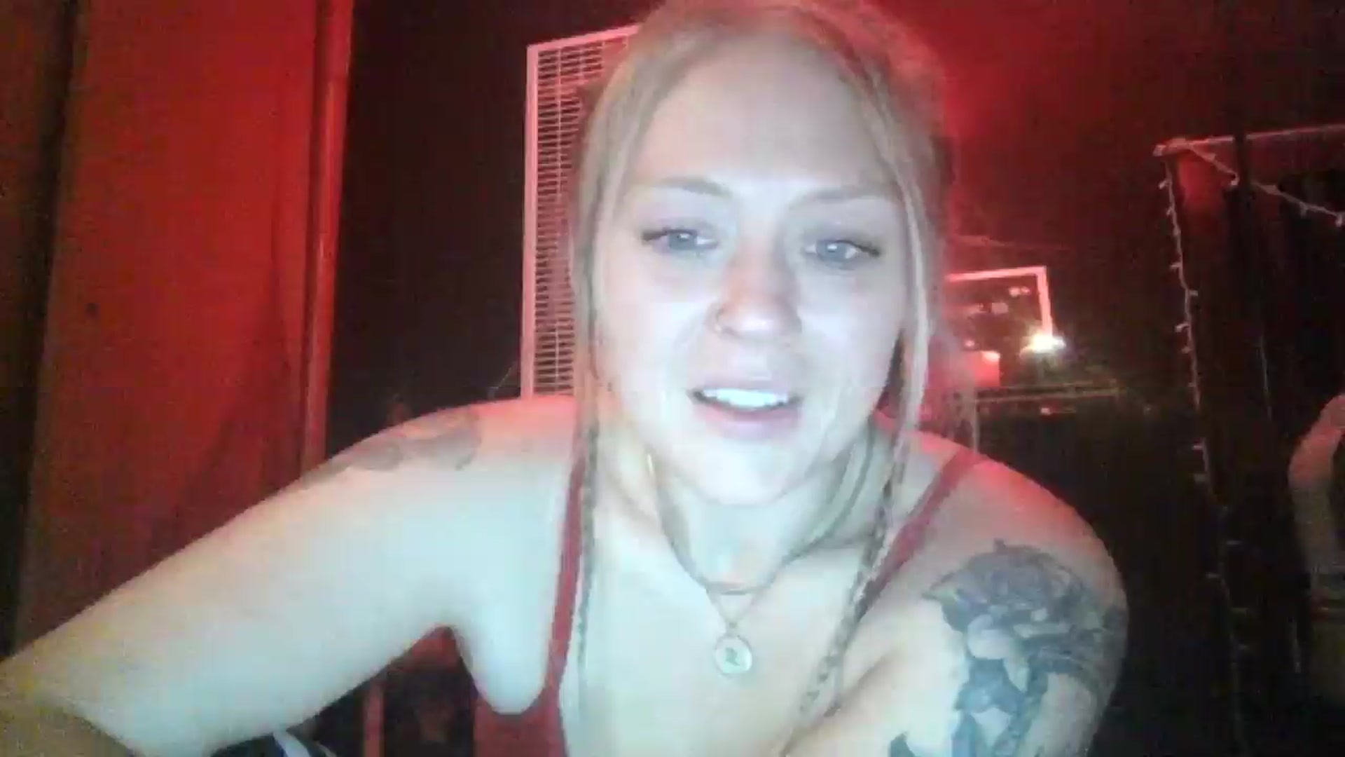 Gallery image thumbnail from SneakyAlice's myfreecams stream on, 10/30/2024, 19:50 image 3 of 20