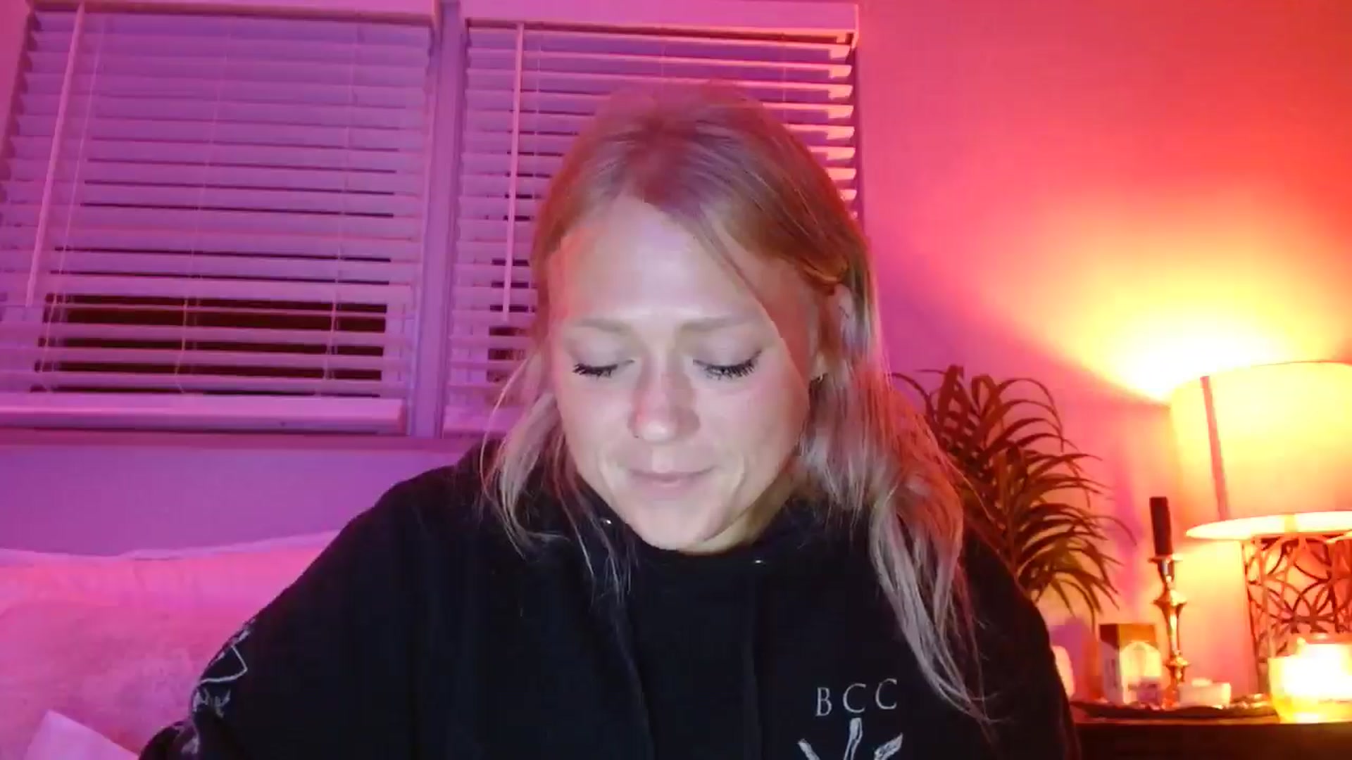 Gallery image thumbnail from SneakyAlice's myfreecams stream on, 07/08/2025, 05:36 image 20 of 20