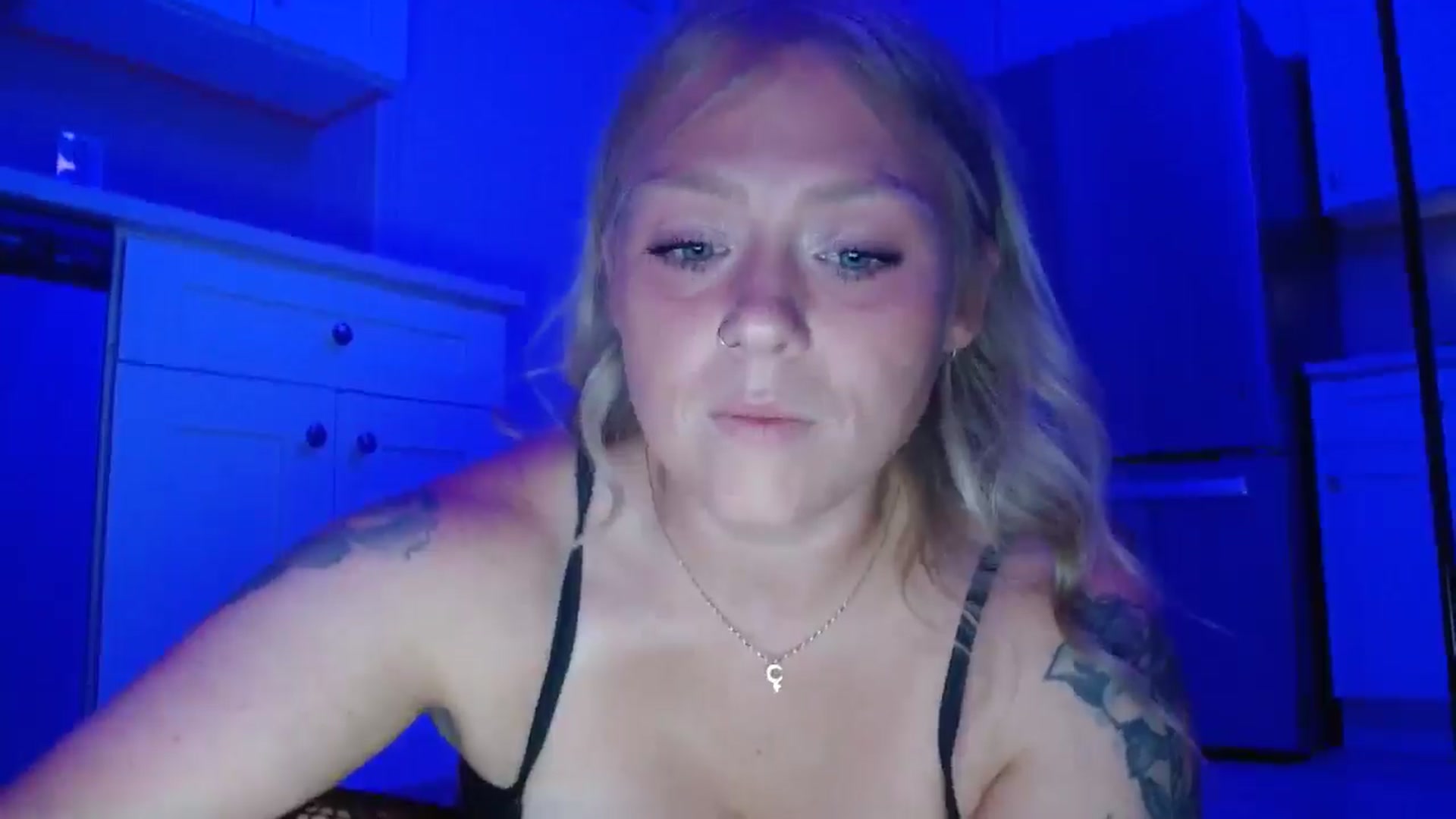 Gallery image thumbnail from SneakyAlice's myfreecams stream on, 07/22/2025, 03:57 image 5 of 20