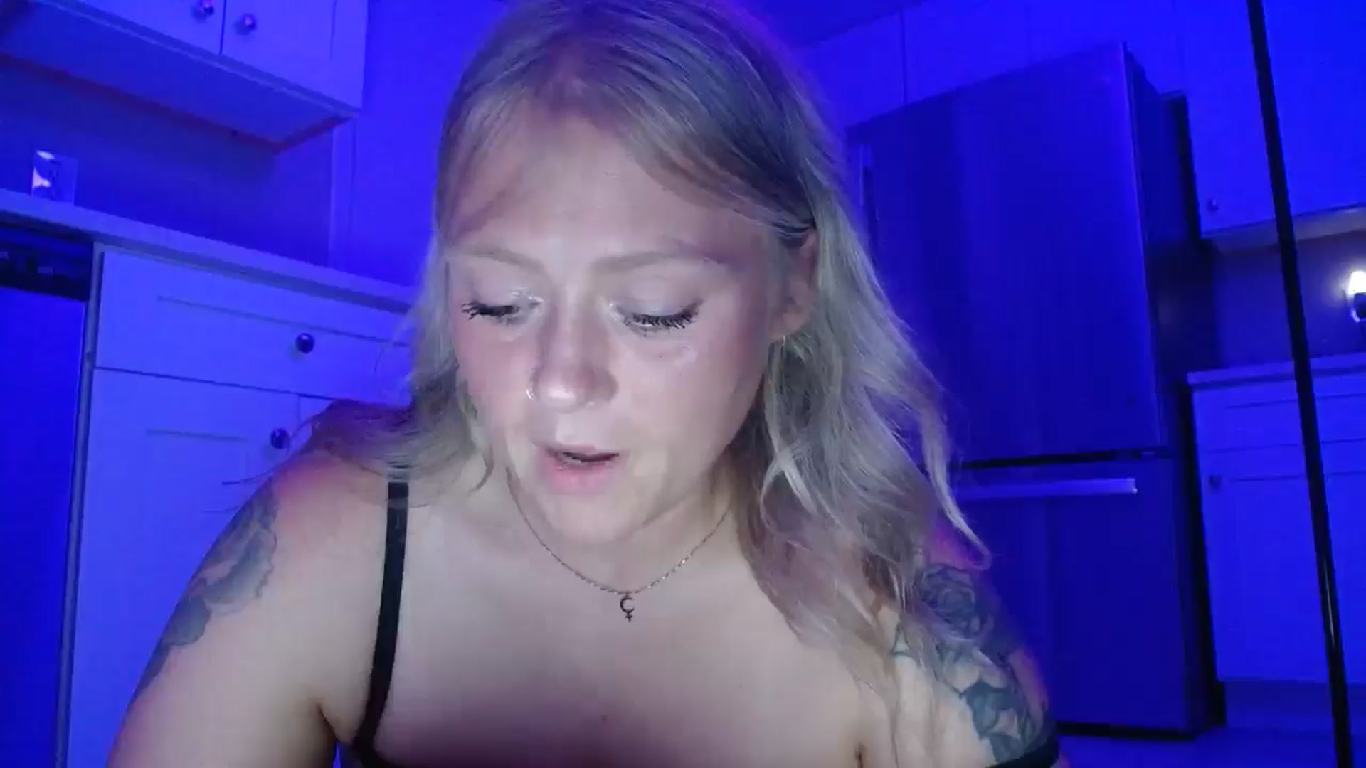 Gallery image thumbnail from SneakyAlice's myfreecams stream on, 07/22/2025, 04:42 image 5 of 20