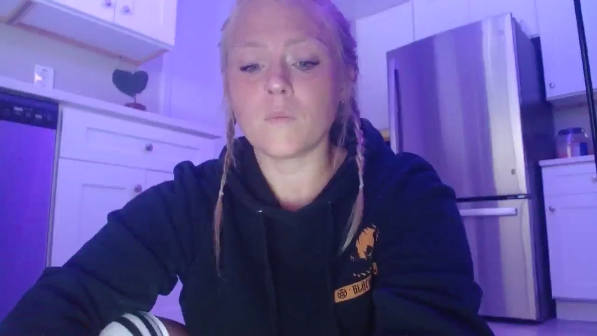 Gallery image thumbnail from SneakyAlice's myfreecams stream on, 08/11/2025, 24:20 image 11 of 20