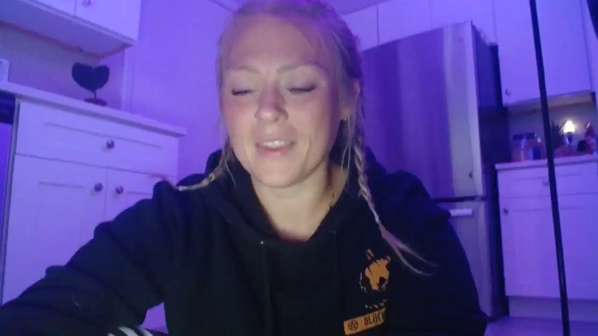 Gallery image thumbnail from SneakyAlice's myfreecams stream on, 08/11/2025, 01:24 image 5 of 20