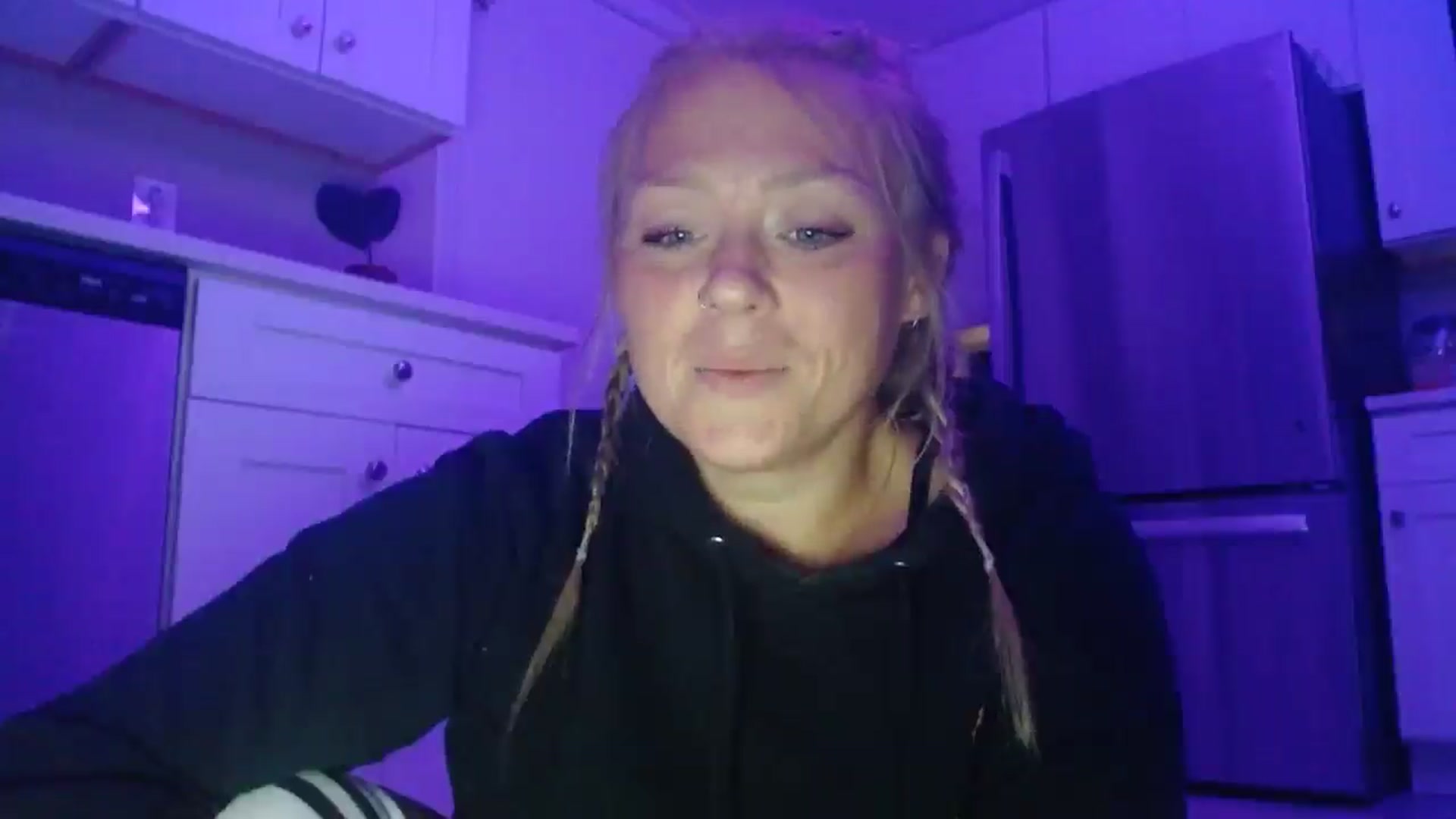 Gallery image thumbnail from SneakyAlice's myfreecams stream on, 08/11/2025, 01:24 image 19 of 20