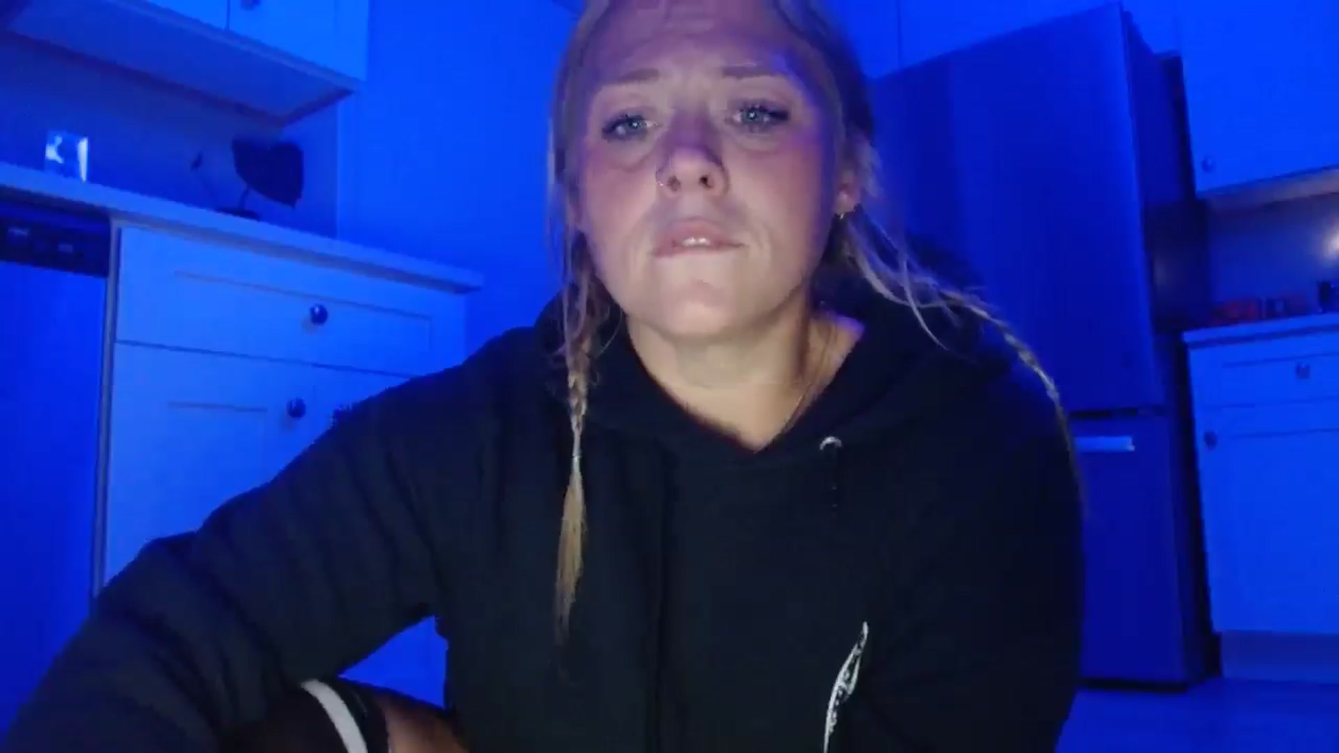 Gallery image thumbnail from SneakyAlice's myfreecams stream on, 08/26/2025, 03:01 image 13 of 20