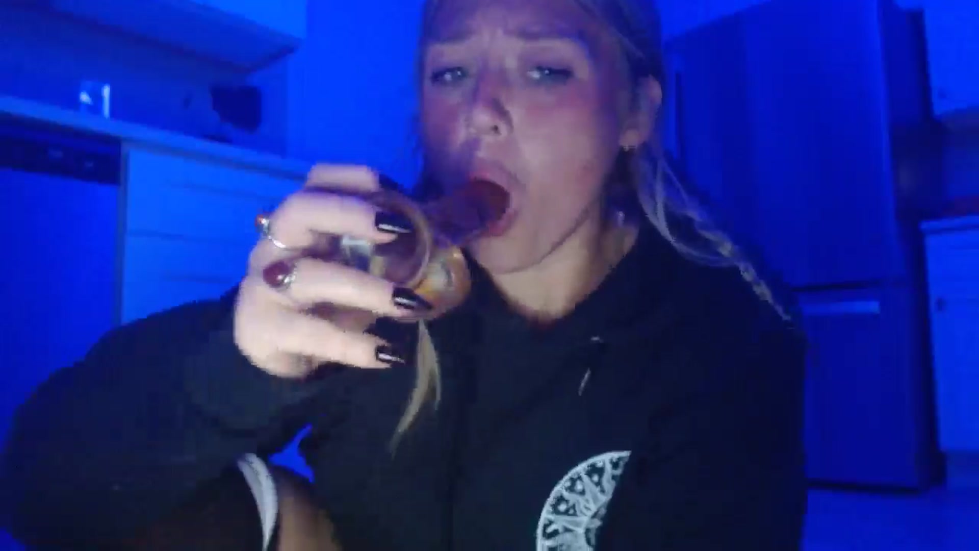 Gallery image thumbnail from SneakyAlice's myfreecams stream on, 08/26/2025, 04:42 image 15 of 20