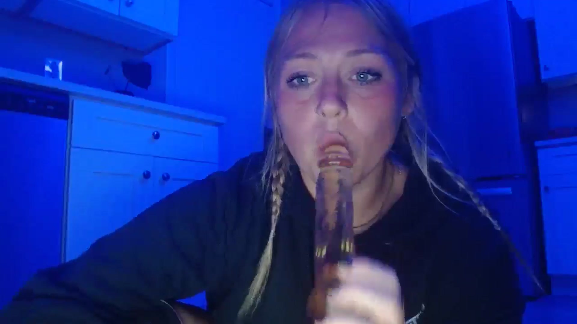 Gallery image thumbnail from SneakyAlice's myfreecams stream on, 08/26/2025, 04:42 image 19 of 20