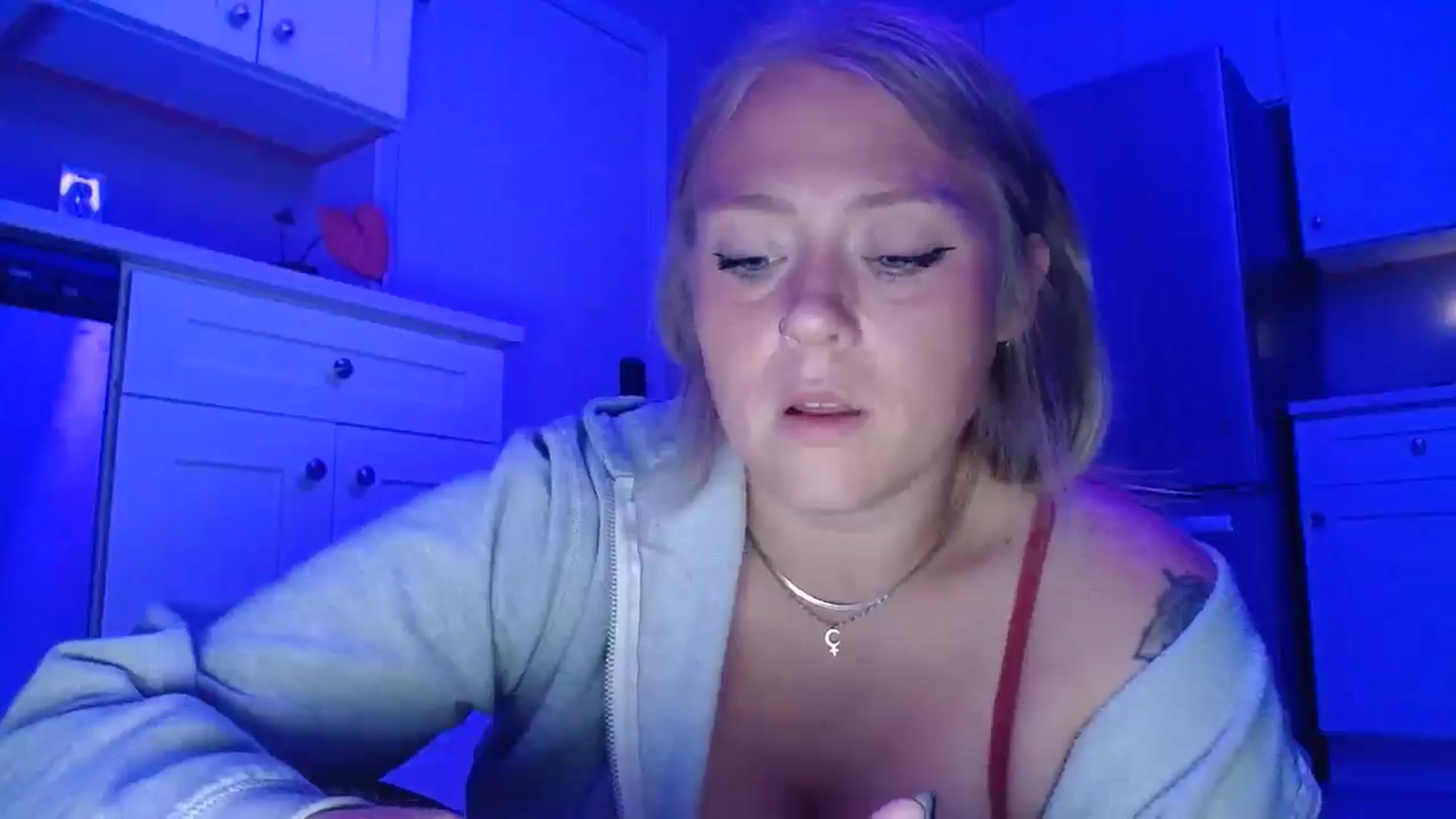 Gallery image thumbnail from SneakyAlice's myfreecams stream on, 09/08/2025, 05:23 image 13 of 20
