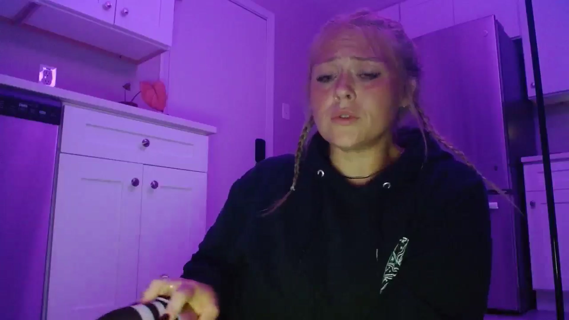 Gallery image thumbnail from SneakyAlice's myfreecams stream on, 09/09/2025, 04:59 image 18 of 20