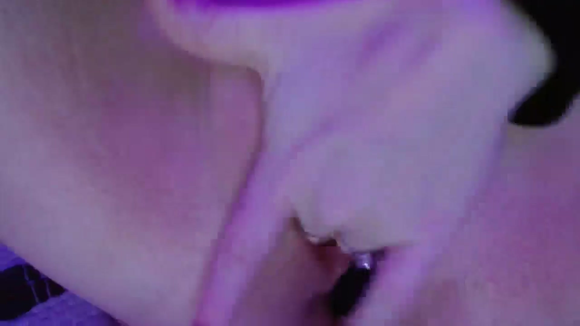 Gallery image thumbnail from SneakyAlice's myfreecams stream on, 02/17/2026, 22:22 image 17 of 20