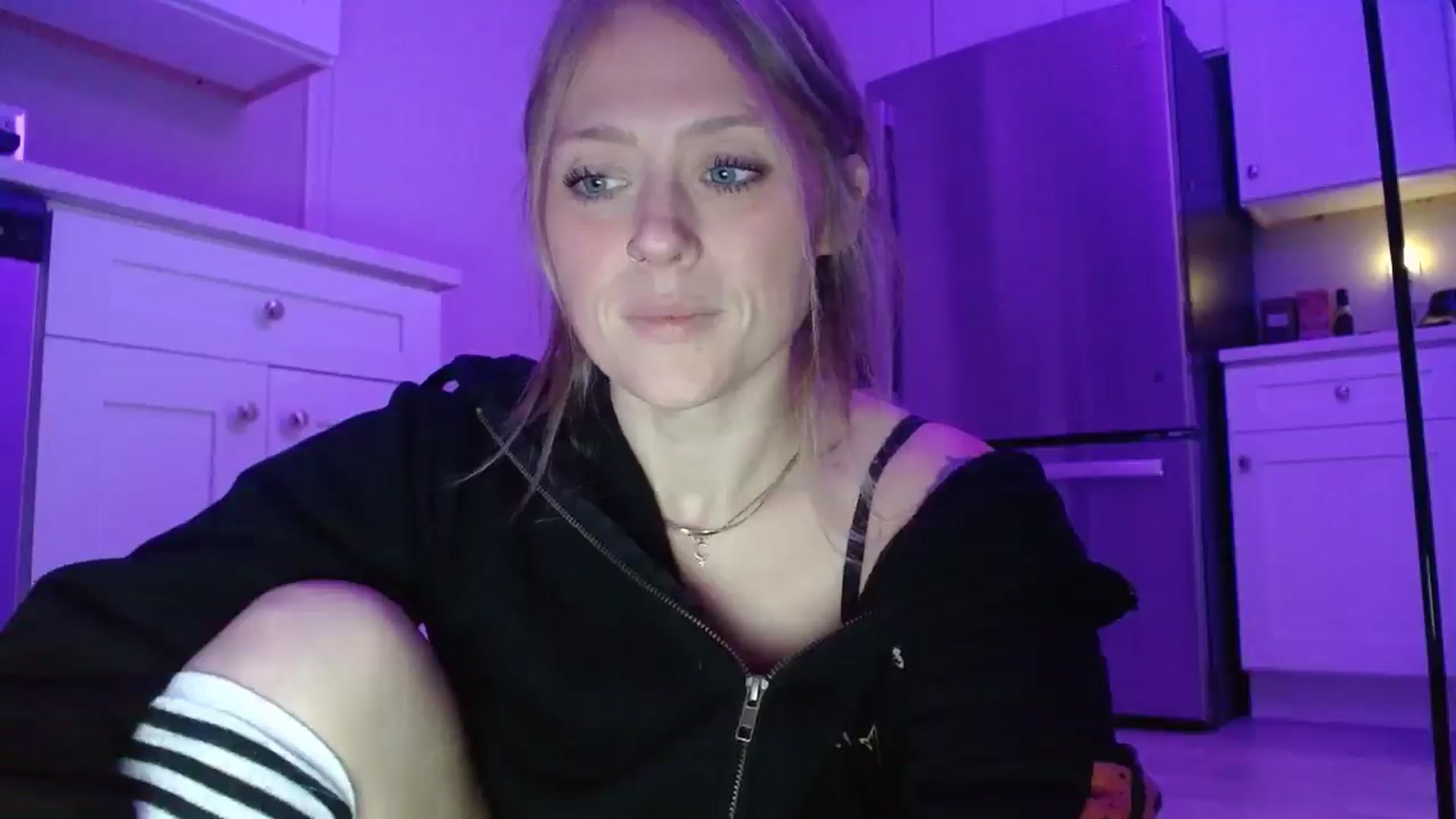 Gallery image thumbnail from SneakyAlice's myfreecams stream on, 02/17/2026, 22:22 image 20 of 20