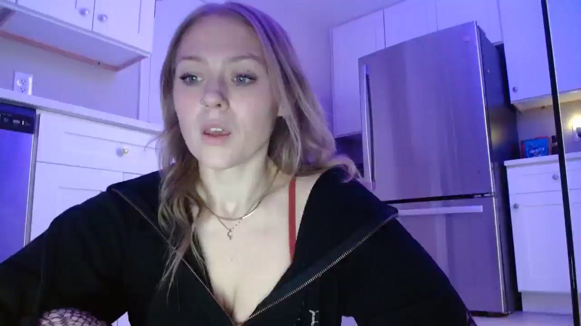 Gallery image thumbnail from SneakyAlice's myfreecams stream on, 02/24/2026, 19:53 image 4 of 20