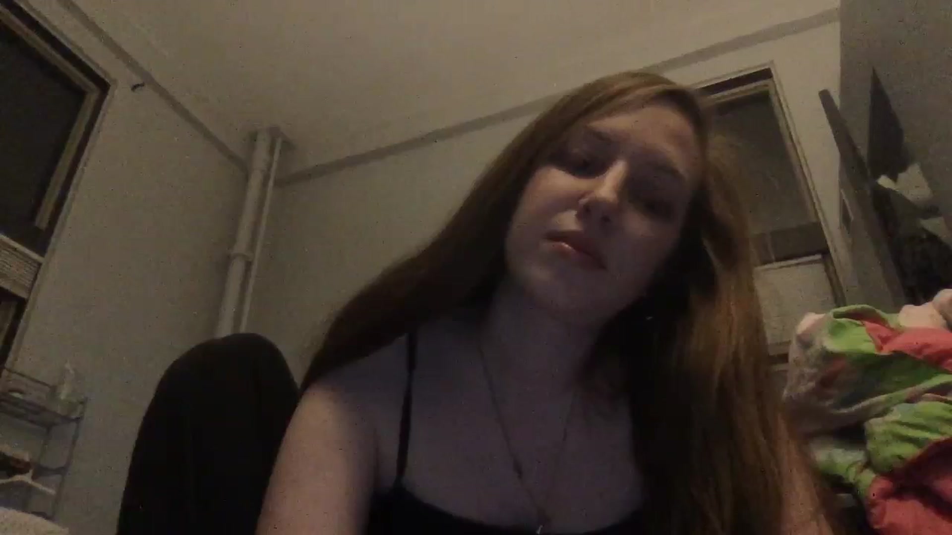 Gallery image thumbnail from SnoBunni1999's myfreecams stream on, 03/29/2024, 02:50 image 2 of 20