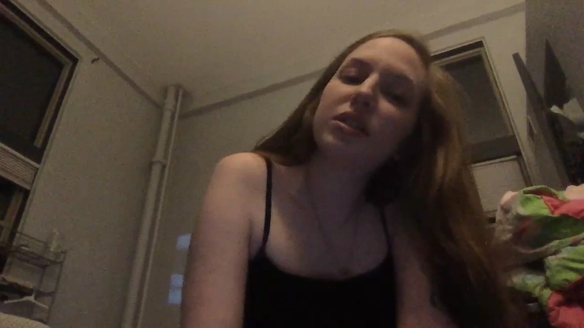 Gallery image thumbnail from SnoBunni1999's myfreecams stream on, 03/29/2024, 02:50 image 18 of 20