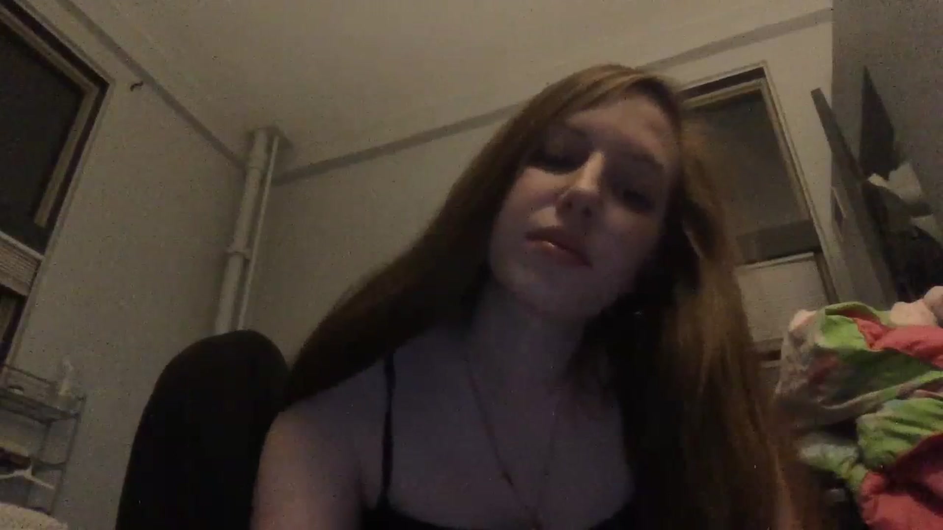 Gallery image thumbnail from SnoBunni1999's myfreecams stream on, 03/29/2024, 02:50 image 3 of 20