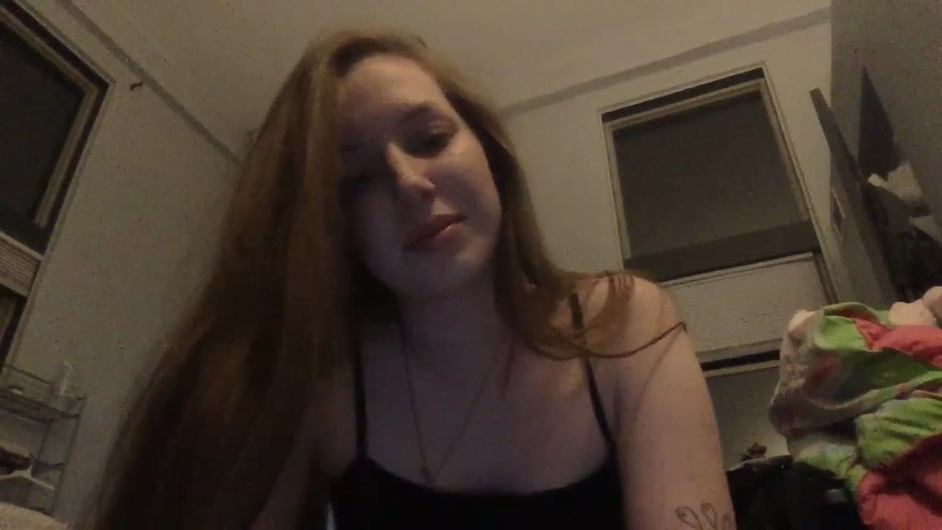 Gallery image thumbnail from SnoBunni1999's myfreecams stream on, 03/29/2024, 02:50 image 9 of 20