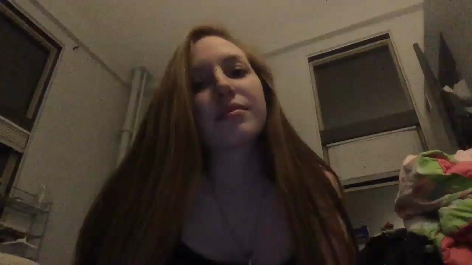 Gallery image thumbnail from SnoBunni1999's myfreecams stream on, 03/29/2024, 02:50 image 19 of 20