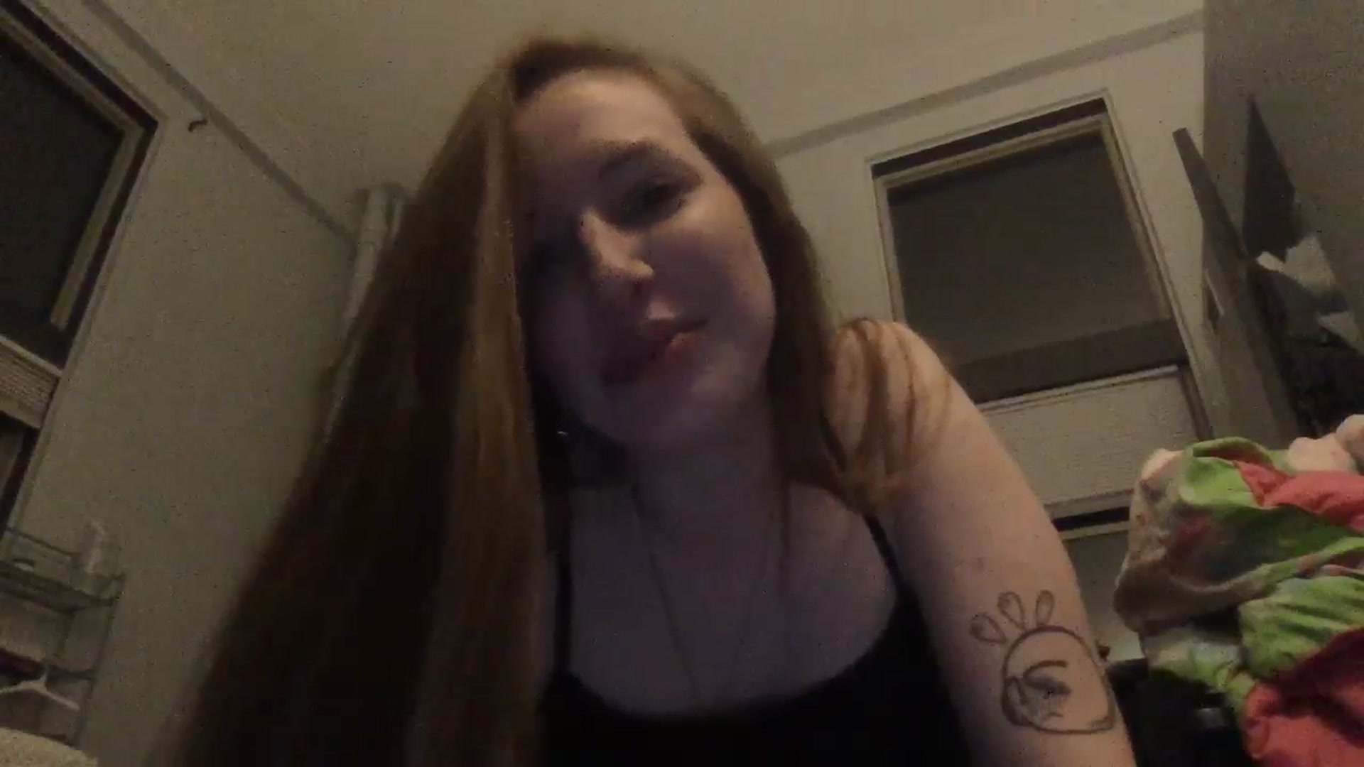 Gallery image thumbnail from SnoBunni1999's myfreecams stream on, 03/29/2024, 02:50 image 10 of 20