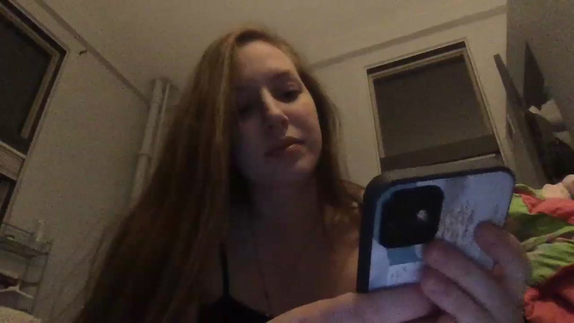 Gallery image thumbnail from SnoBunni1999's myfreecams stream on, 03/29/2024, 02:50 image 5 of 20