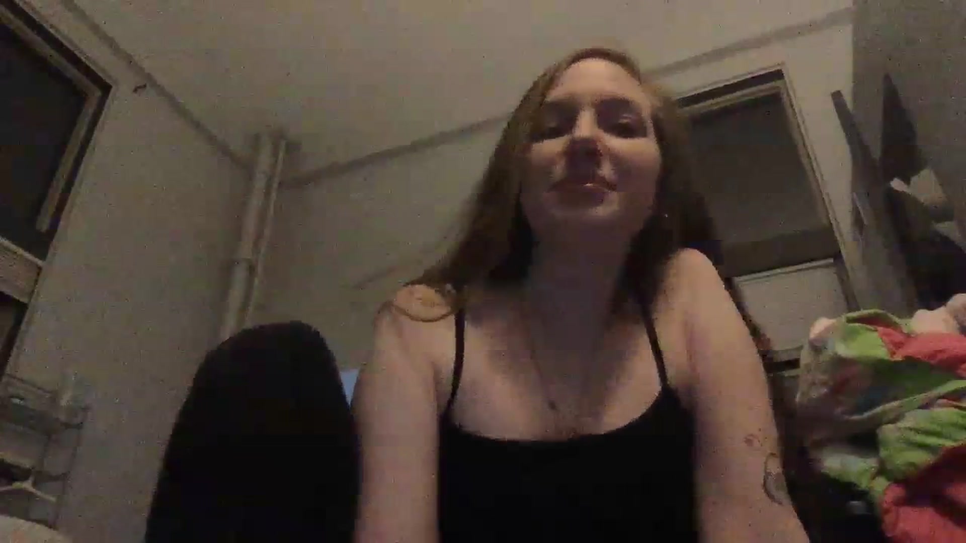 Gallery image thumbnail from SnoBunni1999's myfreecams stream on, 03/29/2024, 02:50 image 4 of 20