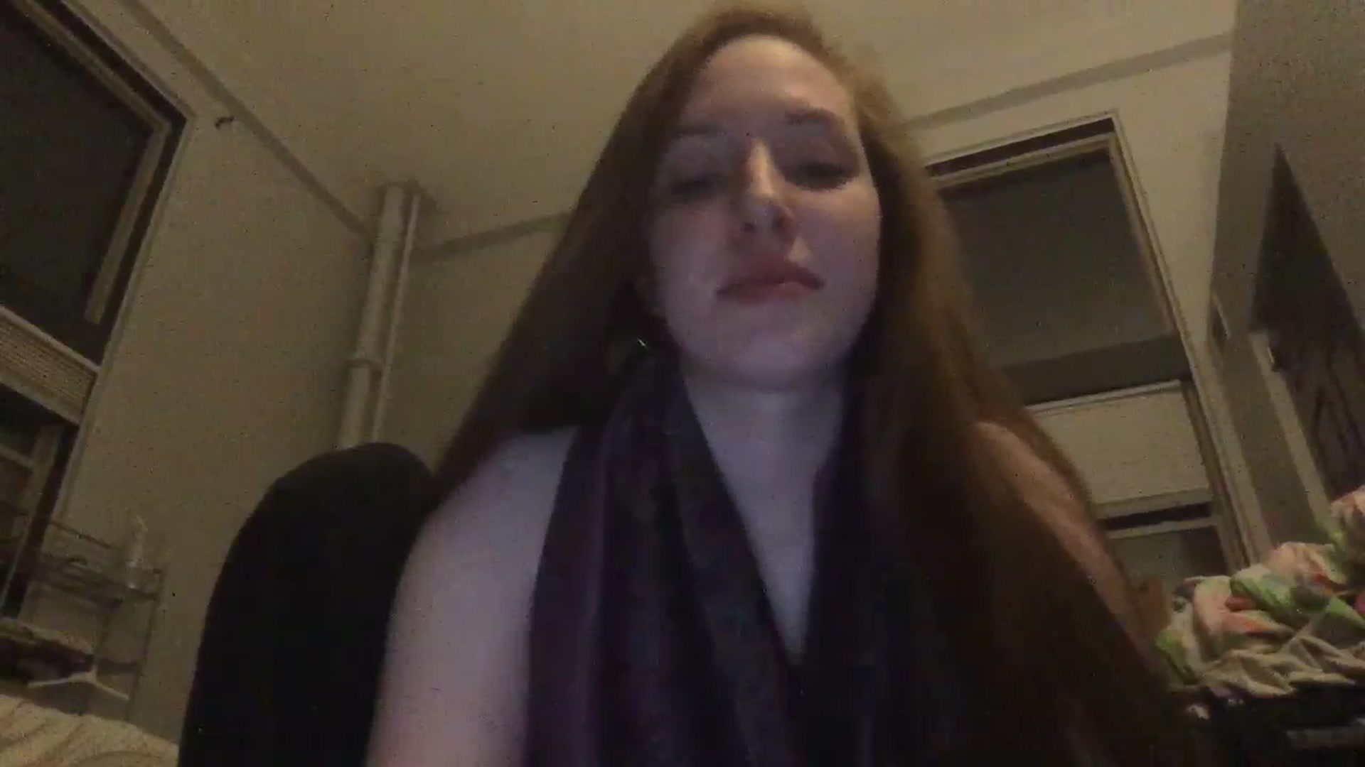 Gallery image thumbnail from SnoBunni1999's myfreecams stream on, 03/30/2024, 01:11 image 12 of 20