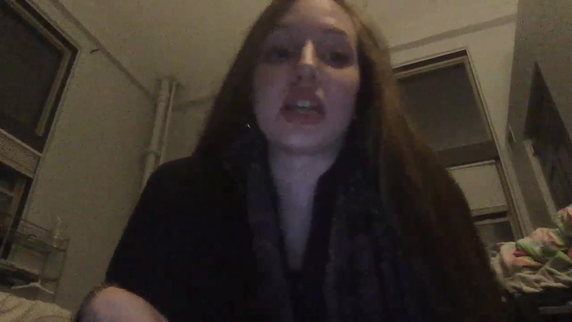 Gallery image thumbnail from SnoBunni1999's myfreecams stream on, 03/30/2024, 01:11 image 11 of 20