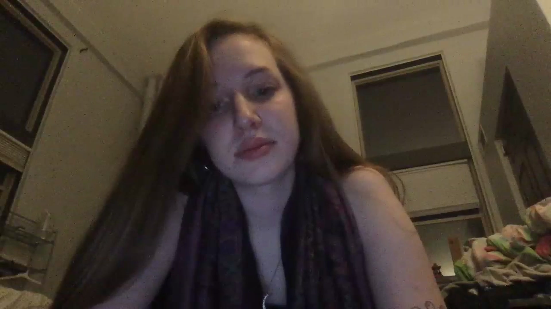 Gallery image thumbnail from SnoBunni1999's myfreecams stream on, 03/30/2024, 01:11 image 4 of 20