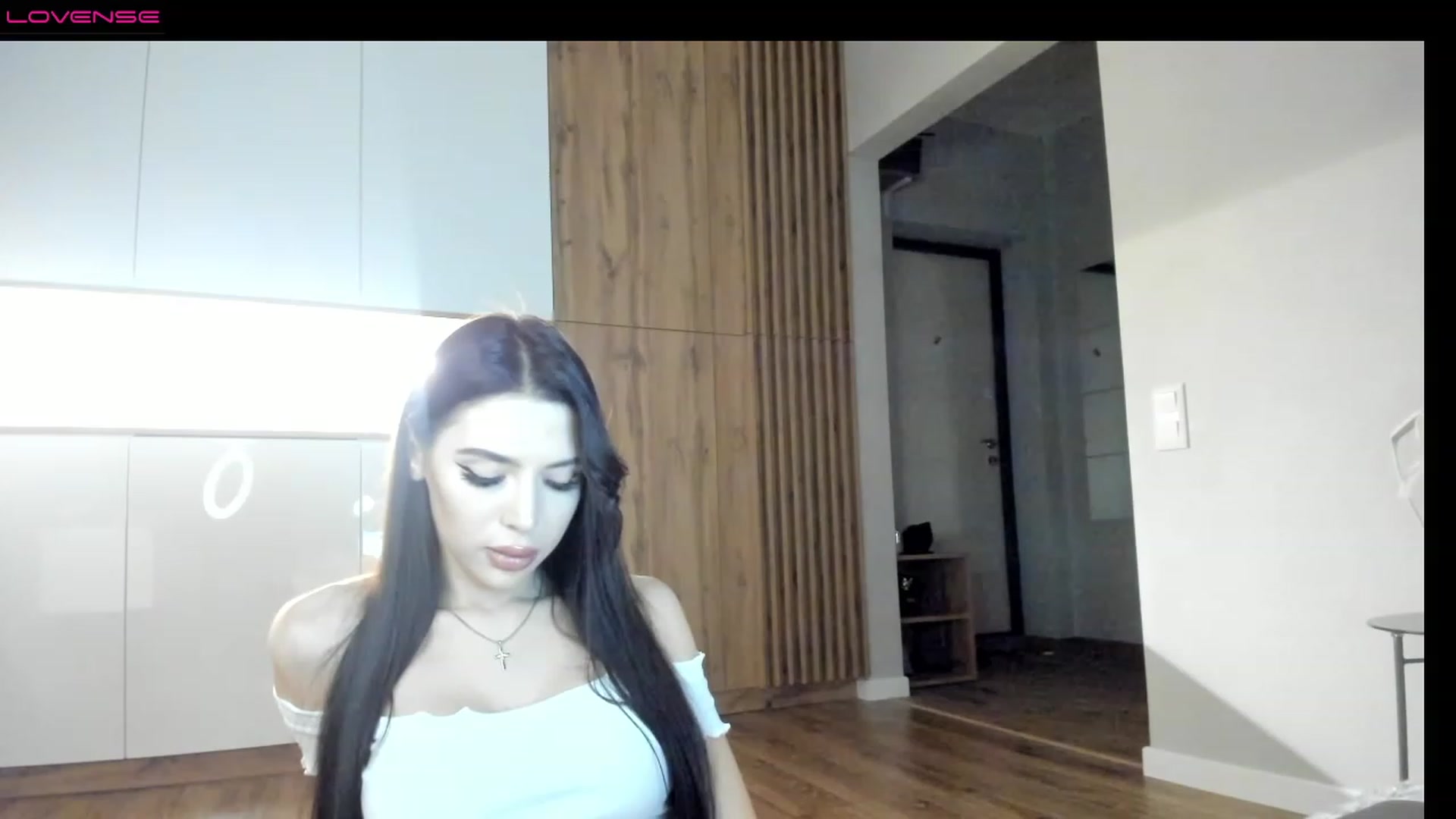 Gallery image thumbnail from SnowKate_'s myfreecams stream on, 12/18/2022, 18:00 image 5 of 20