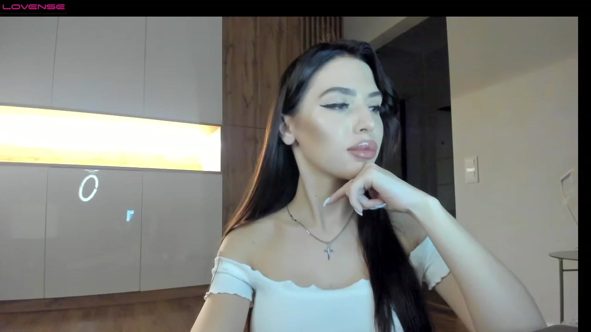 Gallery image thumbnail from SnowKate_'s myfreecams stream on, 12/18/2022, 18:00 image 13 of 20