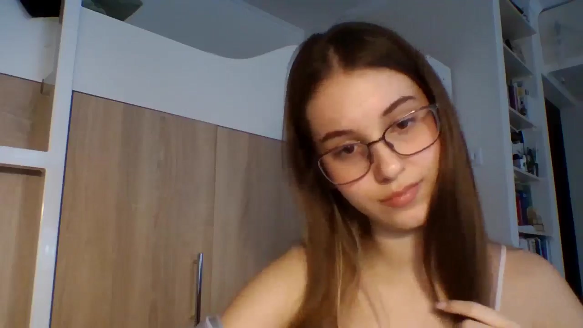 Gallery image thumbnail from SnowKittie's myfreecams stream on, 03/05/2026, 08:43 image 17 of 20