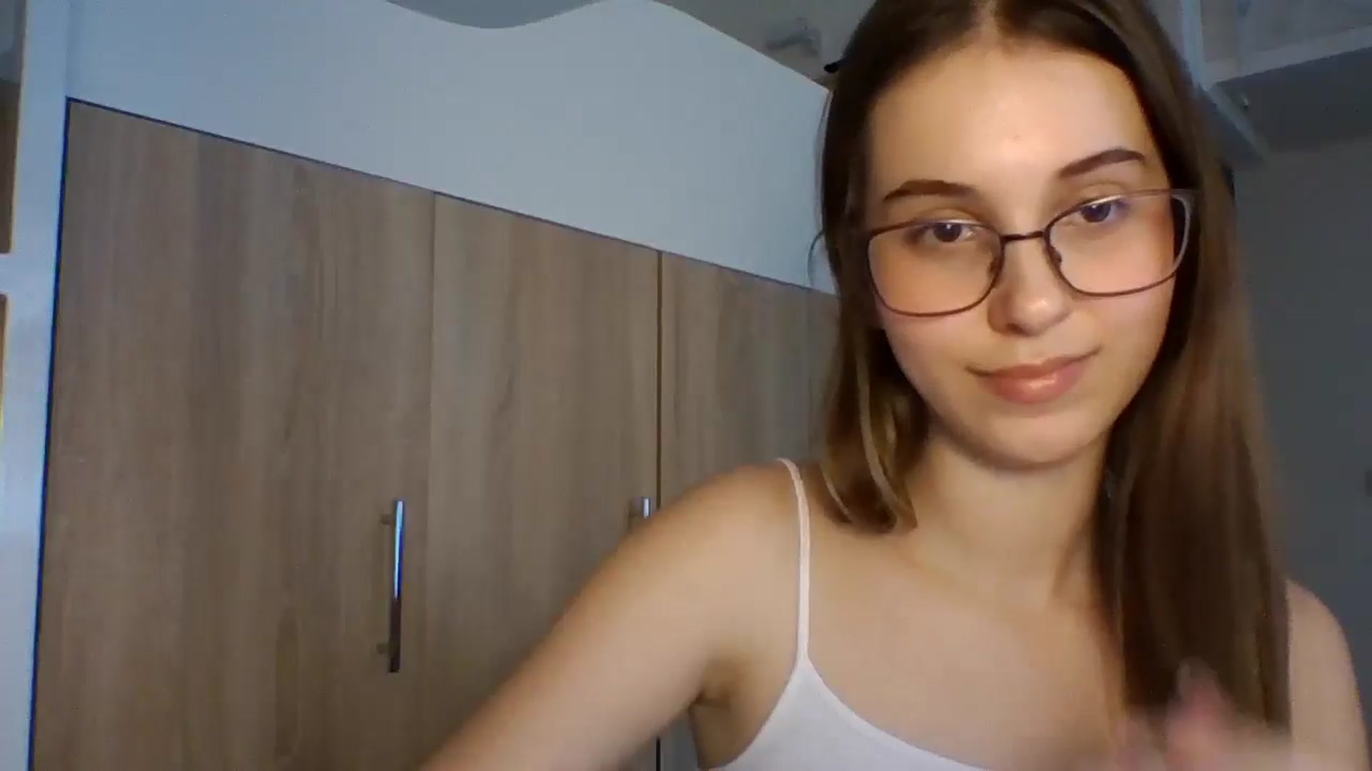 Gallery image thumbnail from SnowKittie's myfreecams stream on, 03/05/2026, 12:05 image 13 of 20