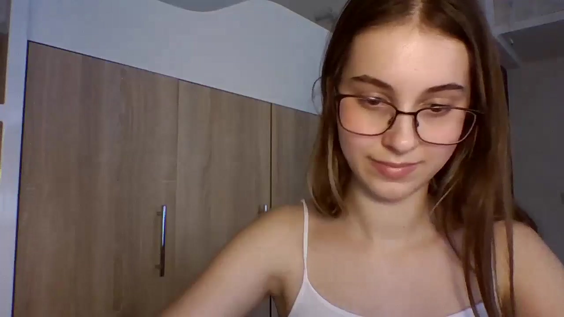 Gallery image thumbnail from SnowKittie's myfreecams stream on, 03/05/2026, 12:05 image 20 of 20