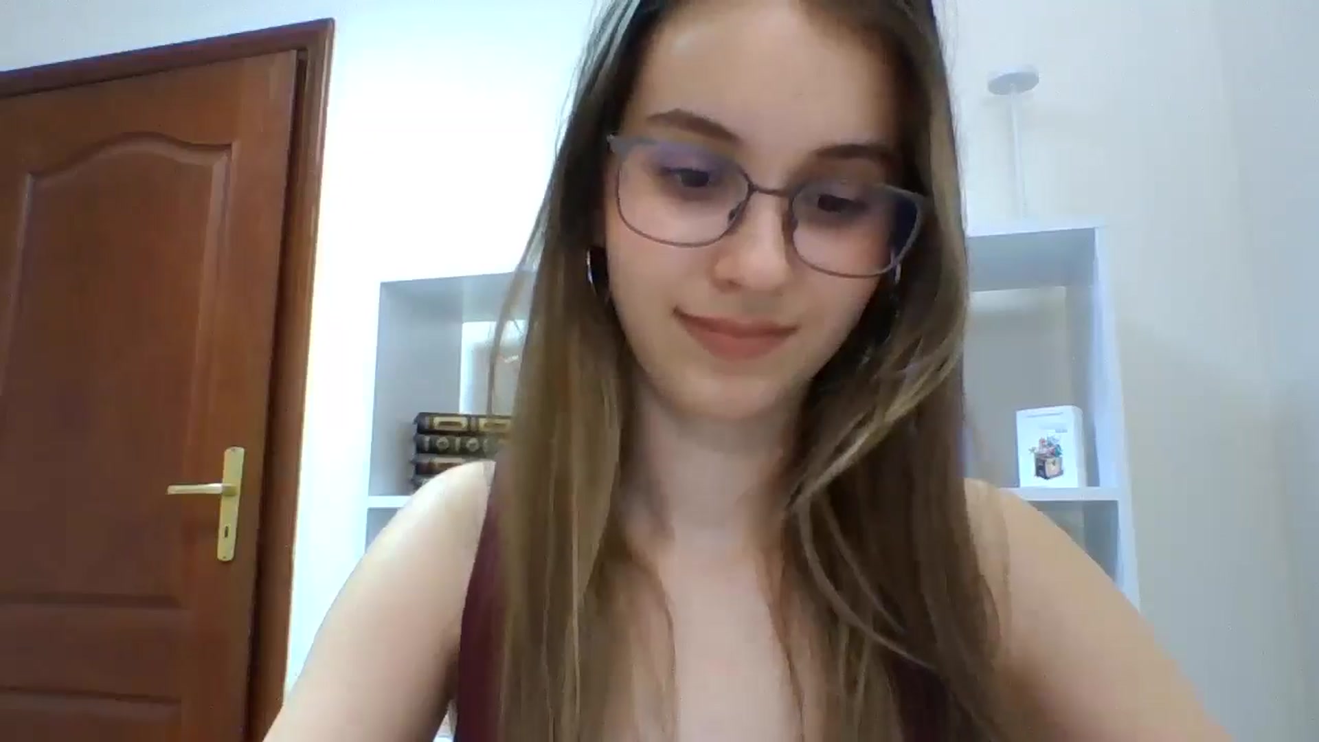 Gallery image thumbnail from SnowKittie's myfreecams stream on, 03/11/2026, 16:28 image 3 of 20