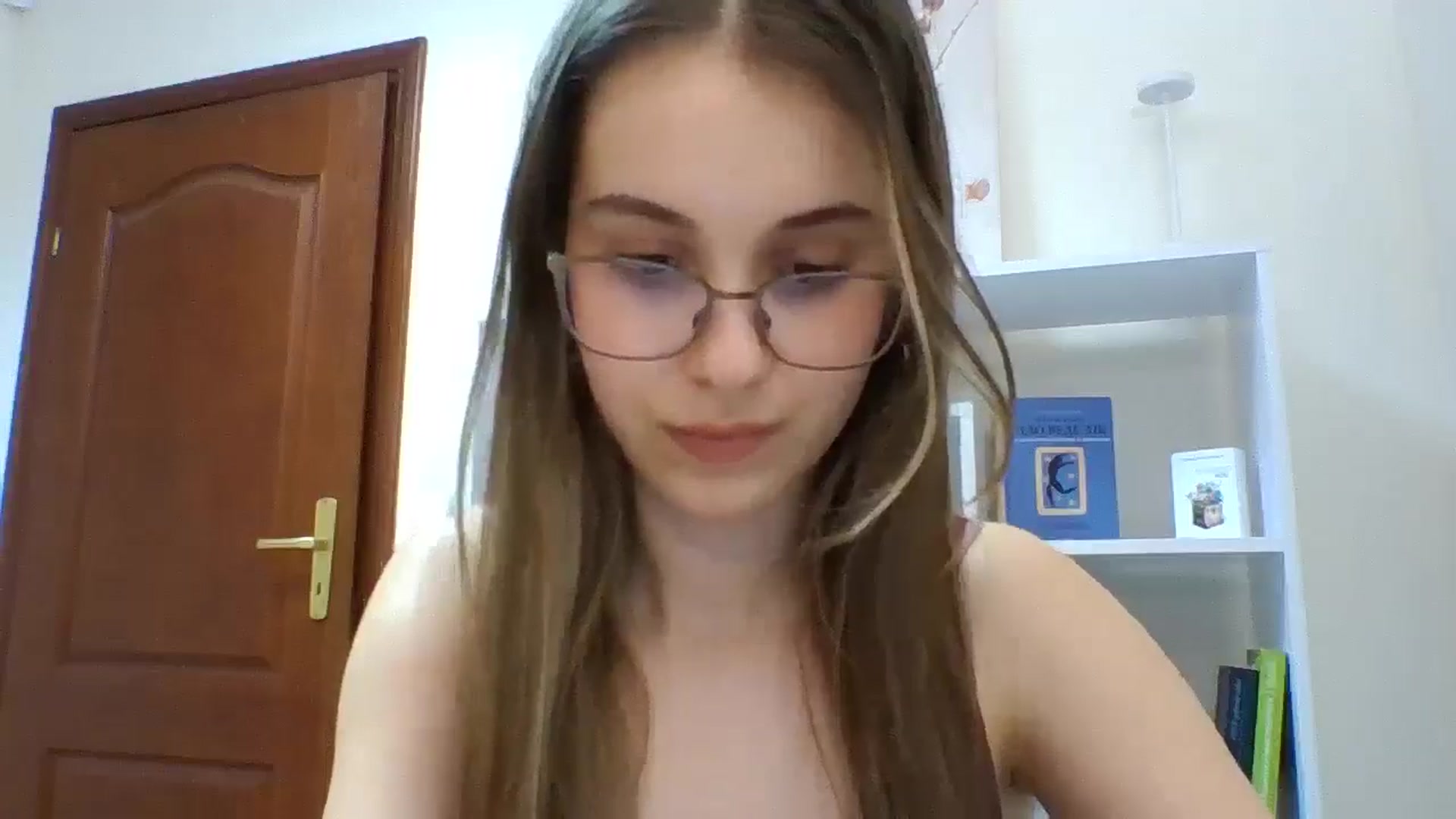 Gallery image thumbnail from SnowKittie's myfreecams stream on, 03/11/2026, 16:28 image 6 of 20