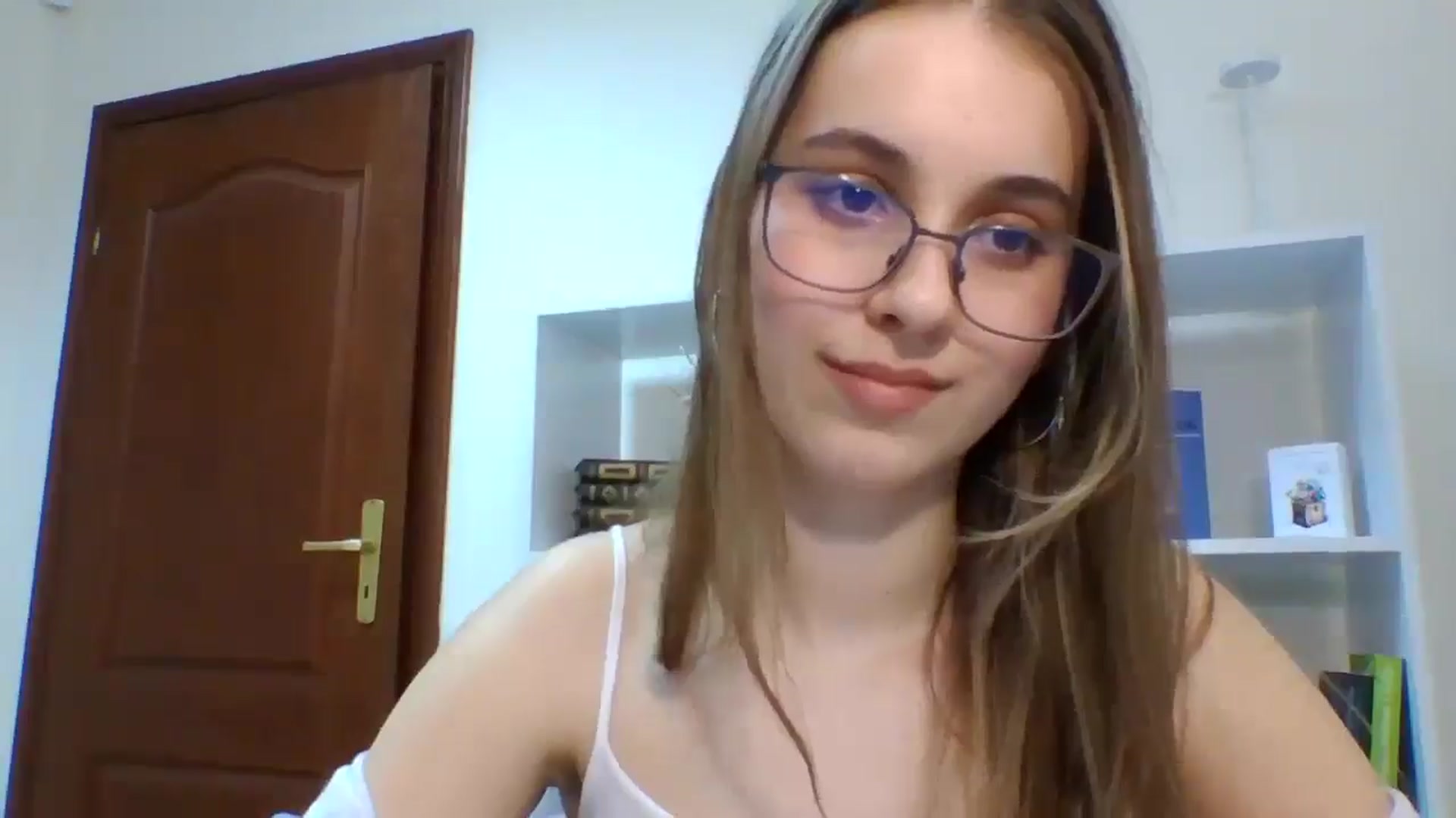 Gallery image thumbnail from SnowKittie's myfreecams stream on, 03/14/2026, 12:52 image 11 of 20