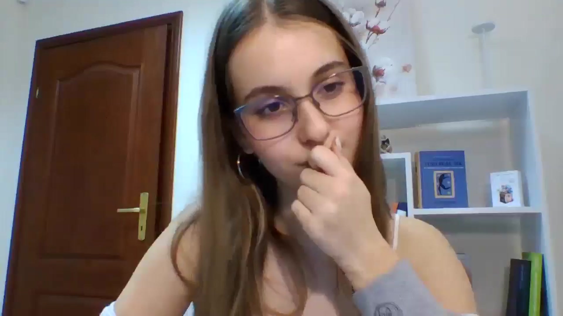 Gallery image thumbnail from SnowKittie's myfreecams stream on, 03/14/2026, 12:52 image 18 of 20