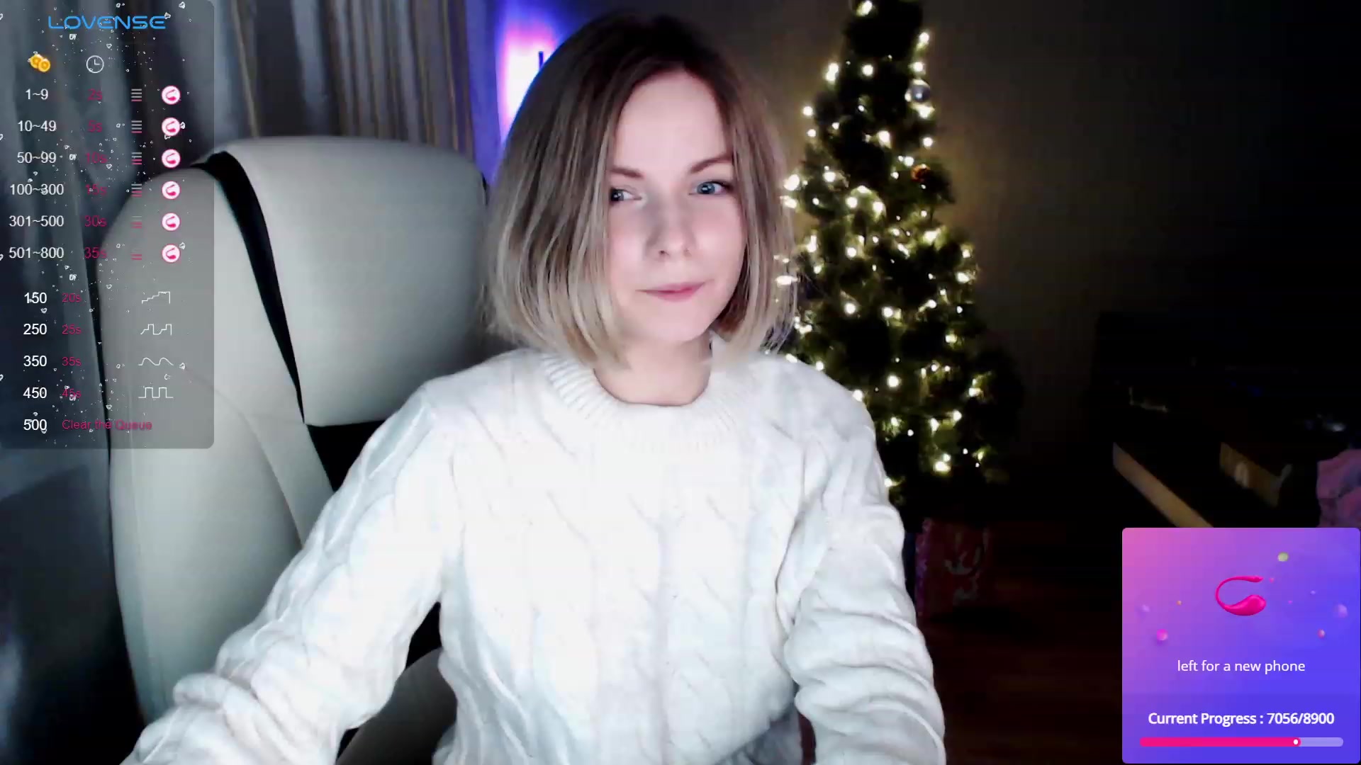 Gallery image thumbnail from SnowPanda's myfreecams stream on, 12/19/2023, 18:50 image 19 of 20