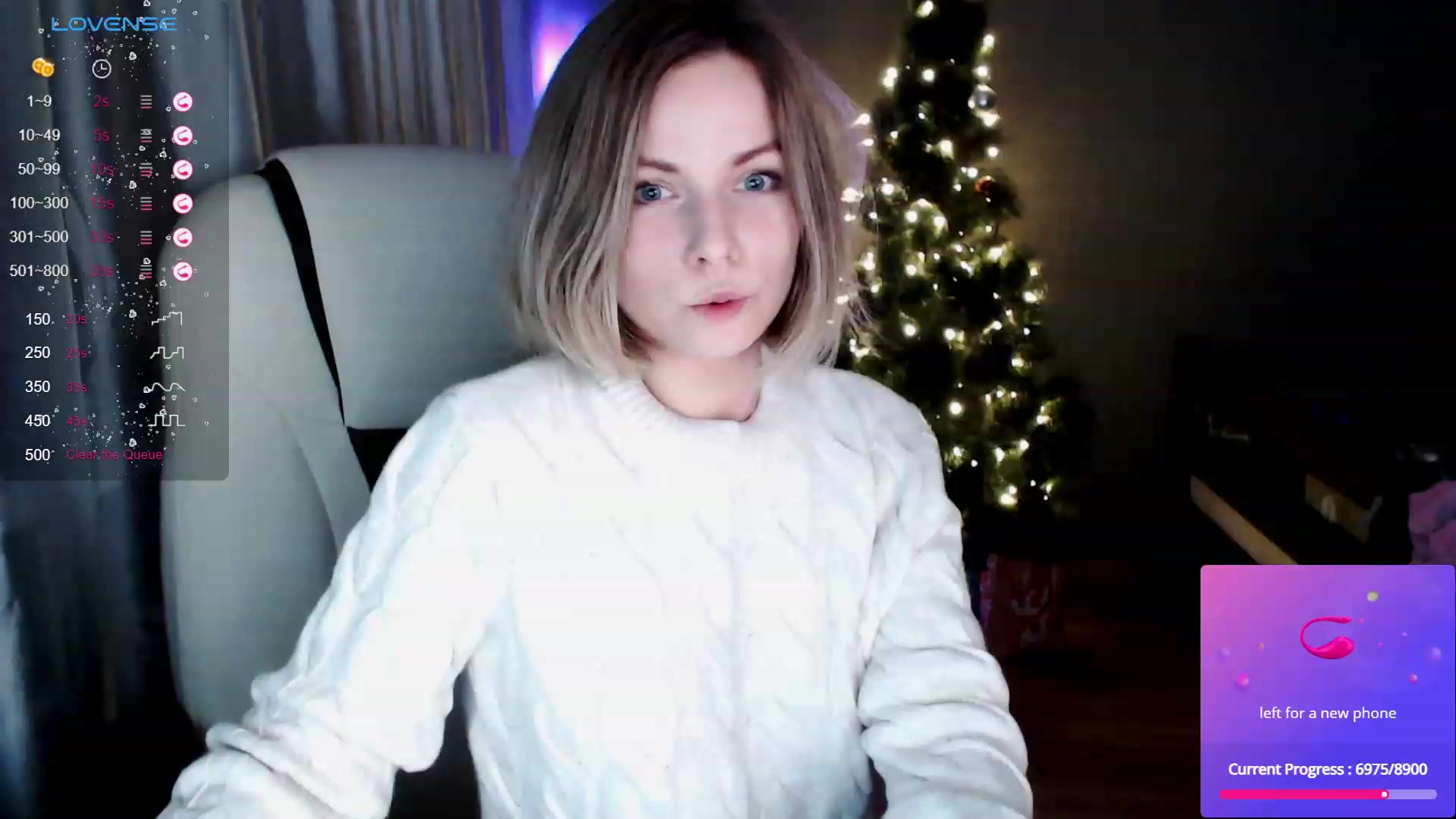Gallery image thumbnail from SnowPanda's myfreecams stream on, 12/19/2023, 18:50 image 15 of 20