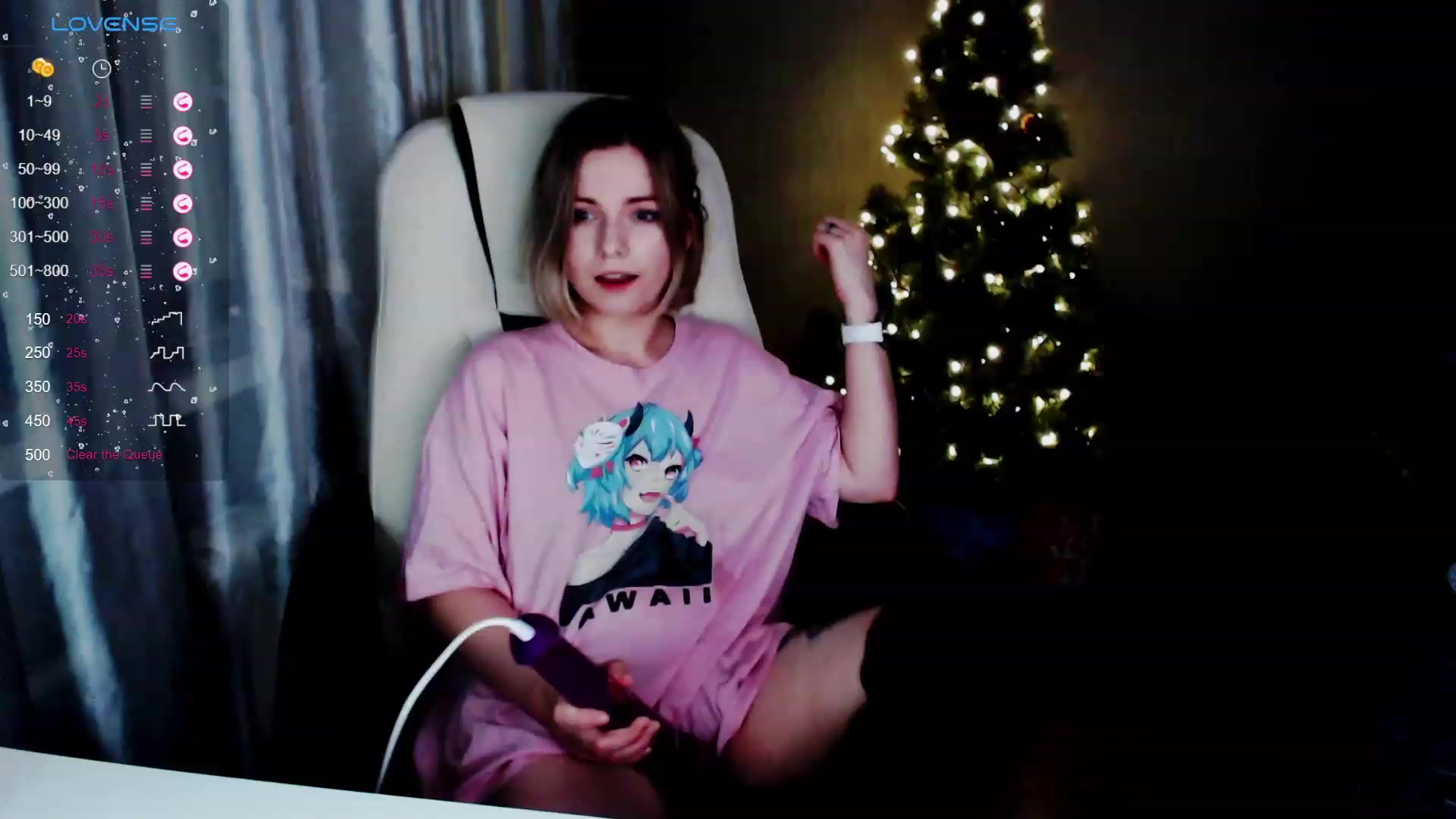 Gallery image thumbnail from SnowPanda's myfreecams stream on, 12/25/2023, 21:19 image 1 of 20
