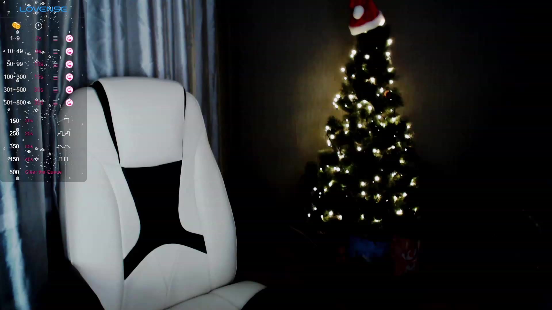 Gallery image thumbnail from SnowPanda's myfreecams stream on, 12/25/2023, 21:19 image 6 of 20