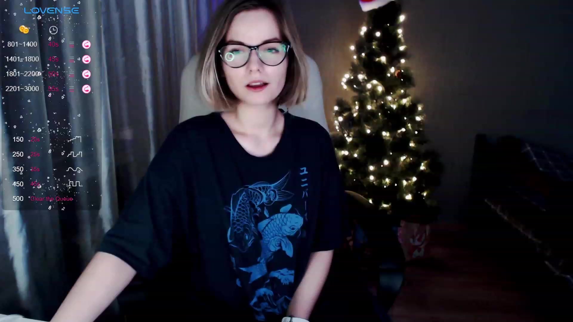 Gallery image thumbnail from SnowPanda's myfreecams stream on, 12/27/2023, 24:10 image 16 of 20
