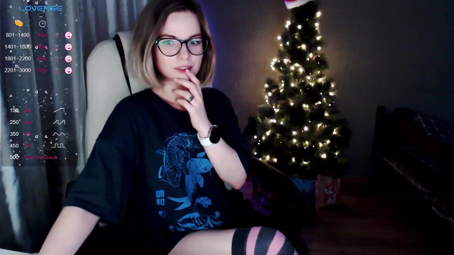 Gallery image thumbnail from SnowPanda's myfreecams stream on, 12/27/2023, 24:10 image 19 of 20
