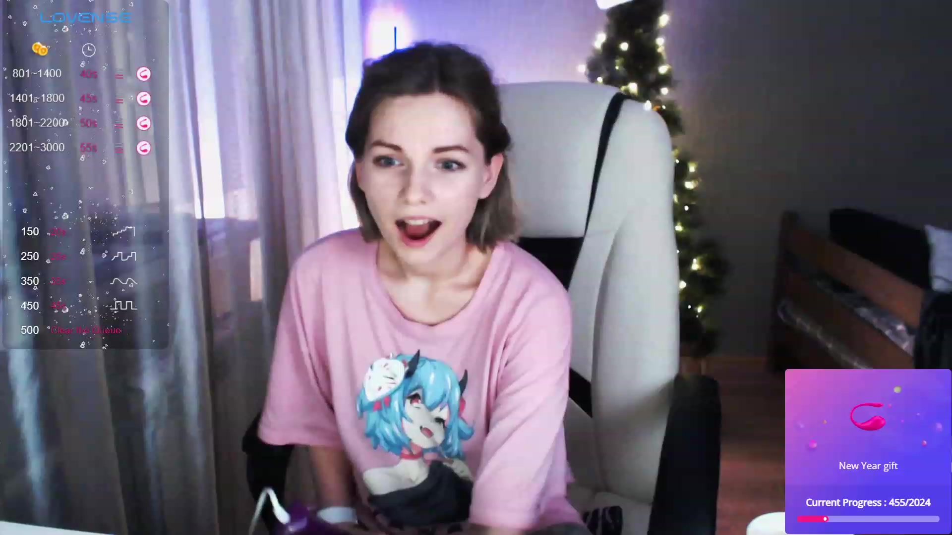 Gallery image thumbnail from SnowPanda's myfreecams stream on, 12/31/2023, 20:33 image 13 of 20