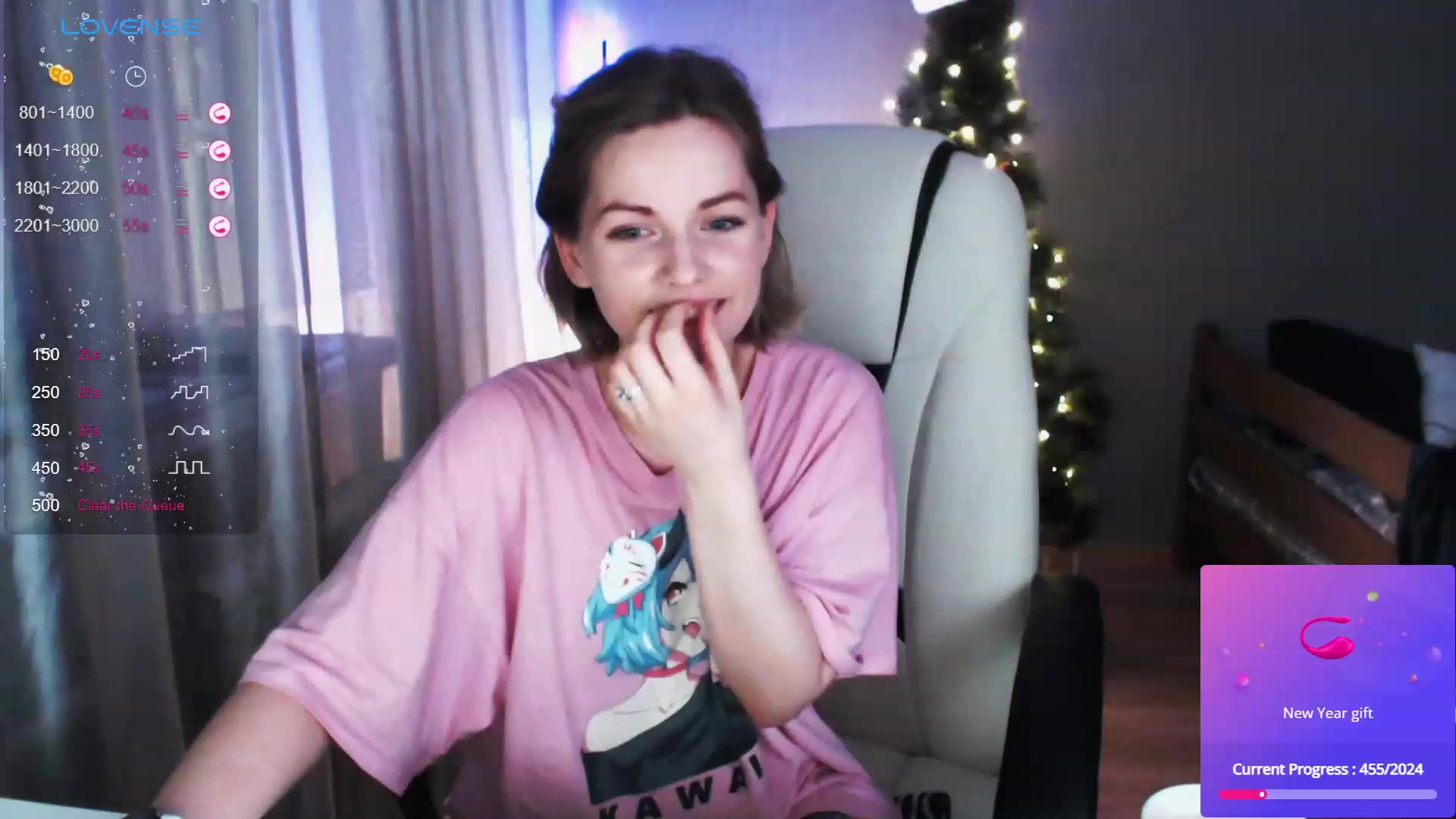 Gallery image thumbnail from SnowPanda's myfreecams stream on, 12/31/2023, 20:33 image 14 of 20