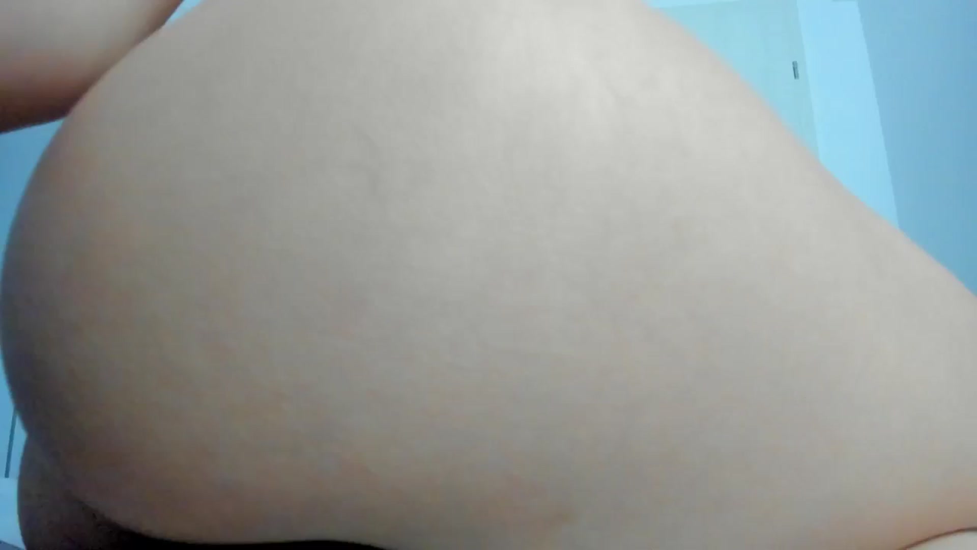 Gallery image thumbnail from Snow_flakee's myfreecams stream on, 03/26/2026, 12:09 image 5 of 20
