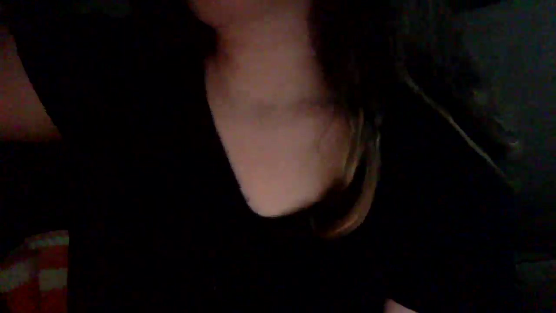 Gallery image thumbnail from Snowbabe4's myfreecams stream on, 04/18/2025, 13:56 image 18 of 20